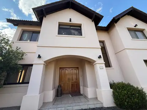 Casa en Venta en San Eliseo Golf & Country, USD 299.900