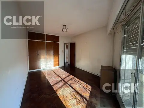 VENTA - 3 AMBIENTES CON BALCÓN - A REFACCIONAR - VILLA CRESPO