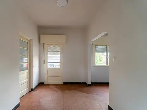 Depto Tipo Casa en Venta 40 años