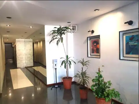 Av Honorio Pueyrredon al 1400