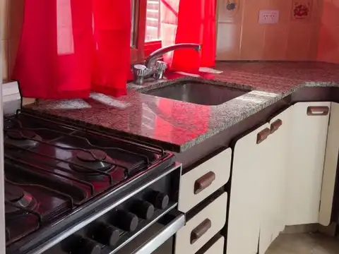 Depto Tipo Casa en Venta 25 años