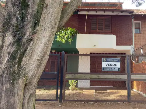 Depto Tipo Casa en Venta de 4 ambientes