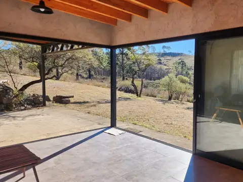 Casa 2 ambientes con 1 baño