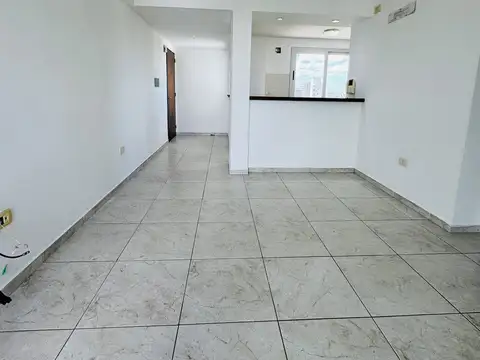 Departamento en Alquiler en Plaza Belgrano, $ 450.000