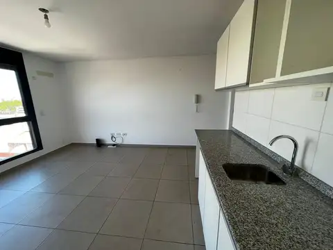 Departamento en Alquiler en Luis Agote, $ 320.000