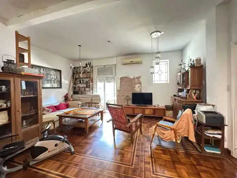 Depto Tipo Casa 4 ambientes con 2 baños