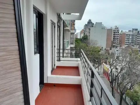 9 DE JULIO 813 05-07