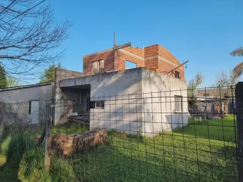 Casa en Venta con 1 cochera