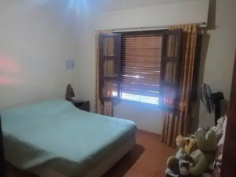 Casa 6 ambientes con 3 baños