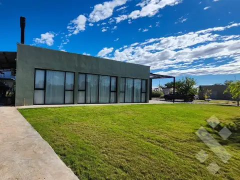 CASA EN VECASA EN VENTA EN MARI MENUCO | TENIS CLUB – 2 DORMITORIOS – NEUQUÉNNTA EN MARI MENUCO | TENIS CLUB – 2 DORMITORIOS – NEUQUÉN