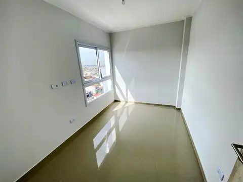 Departamento en Alquiler en Caseros, $ 950.000