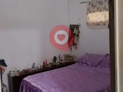 Casa 2 ambientes con 1 baño