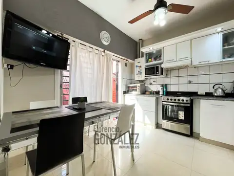 Depto Tipo Casa en Venta en Mataderos, USD 188.000