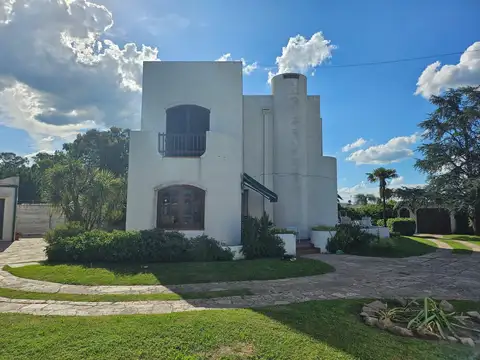 Casa en Venta de 4 dormitorios