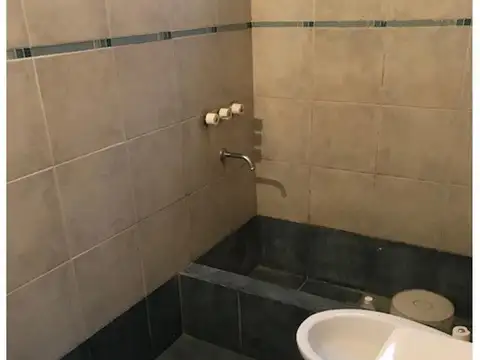 Departamento mono ambiente amplio en venta en Pilar Centro