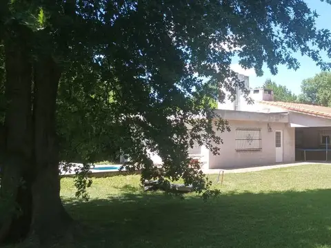 Venta Casa con Piscina en Funes Santa Fe