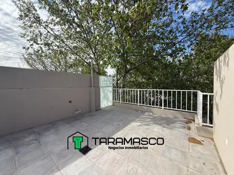 VENTA PH 2 AMB AL FRENTE C/BALCÓN Y TERRAZA PROPIA EN DEVOTO