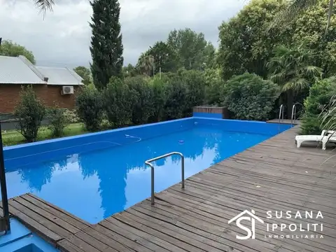 Casa 5 ambientes con 2 baños