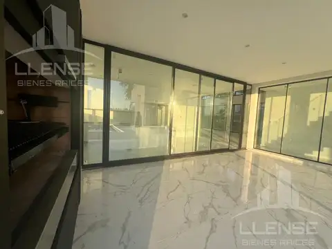 Casa en Alquiler A Estrenar