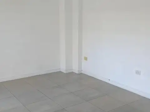 Departamento en Alquiler en Monte Grande, $ 300.000