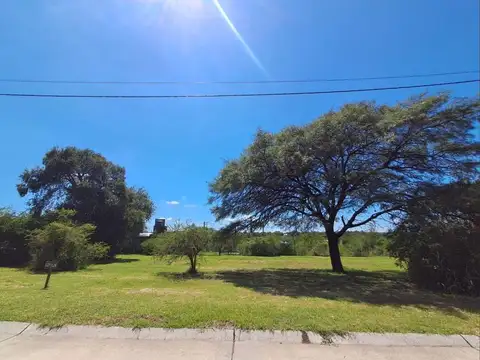 Terreno en Venta 30  mts Fondo