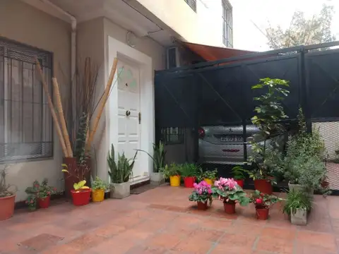 Departamento en venta Planta Baja con cochera- Moron Sur