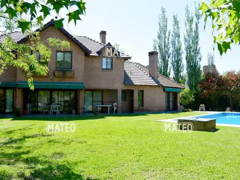 Casa en Venta de 4 dormitorios