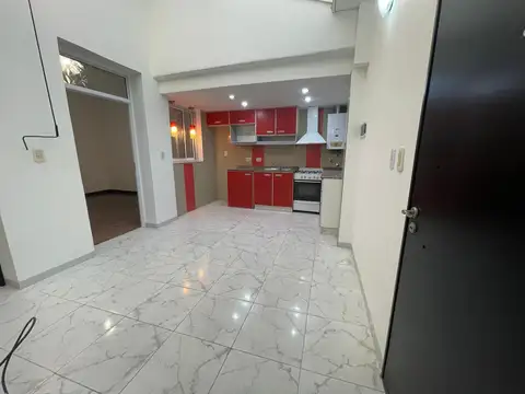 Depto Tipo Casa 4 ambientes con 1 baño