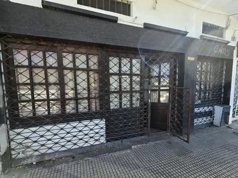 VENTA LOCAL EN VILLA ADELINA