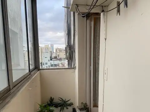 Defensa 1235 , Piso 8