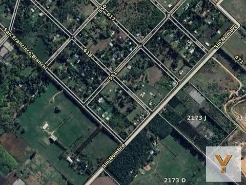 Terreno en Venta 25  mts Fondo