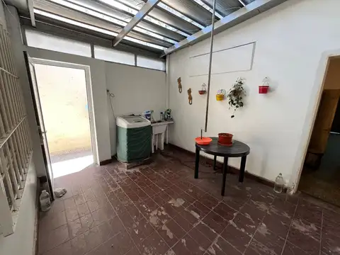 Depto Tipo Casa en Venta con 1 cocheras