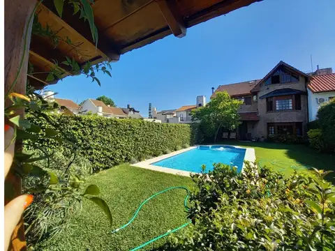 Casa en Alquiler de 4 dormitorios