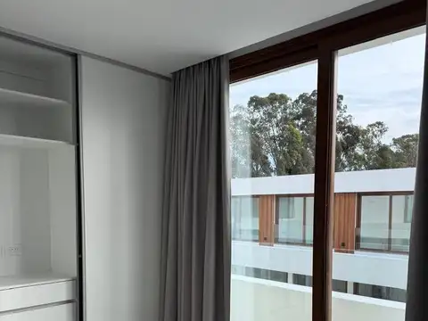 Casa en Alquiler en Grand Bell