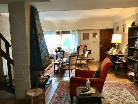 Depto Tipo Casa 4 ambientes con 2 baños