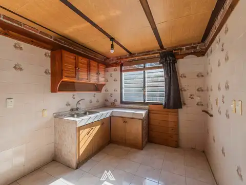 Venta, casa tres dormitorios en Atlántida
