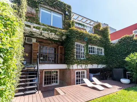 CASA EN VENTA CON JARDIN Y PILETA EN BELGRANO R