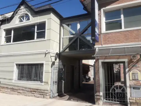 Oficina en Martinez sobre Dardo Rocha