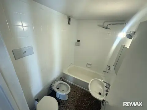 Departamento en Alquiler en La Lucila, $ 900.000