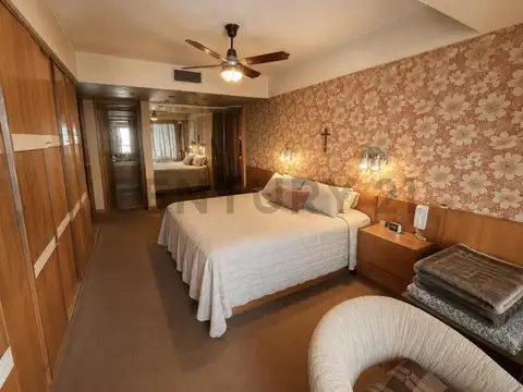 Departamento 6 ambientes con 3 baños