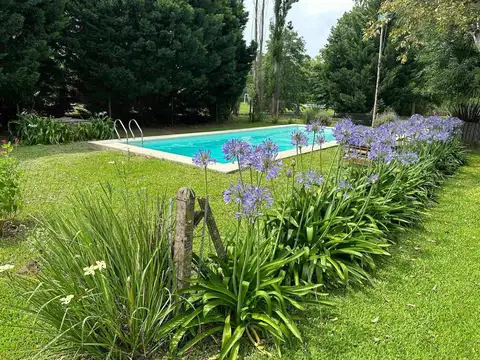 Venta de Casa 4 ambientes con Pileta en Charcas del Molino, Exaltacion de la Cruz