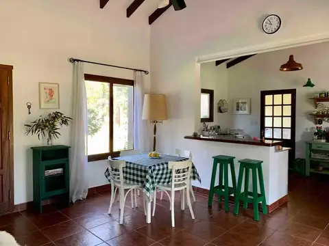 Venta de Casa 4 ambientes con Pileta en Charcas del Molino, Exaltacion de la Cruz
