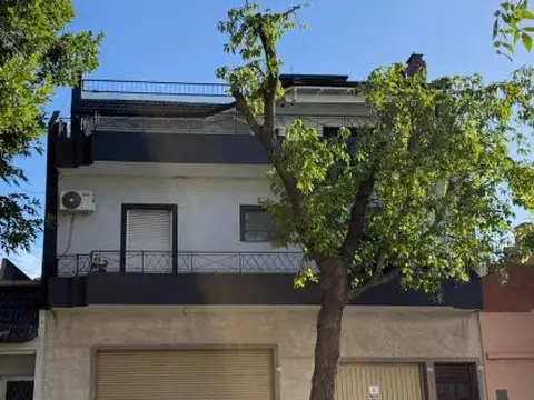 Piso de 113m2 Con Parrilla y Terraza Propia