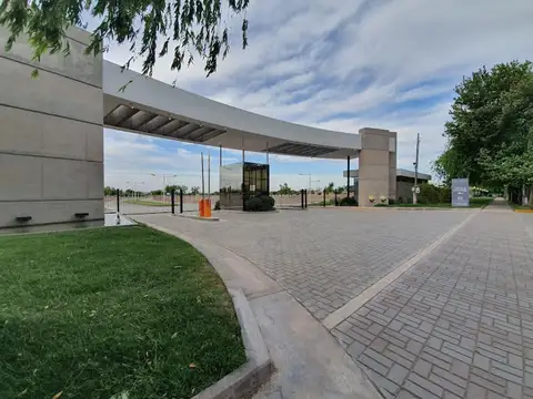 Terreno en Venta en Villa Nueva De Guaymallen, USD 65.000