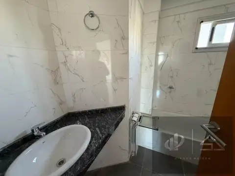Departamento en Alquiler de 3 dormitorios