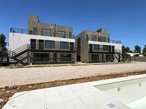 Departamento en Alquiler en Manuel Alberti, $ 600.000