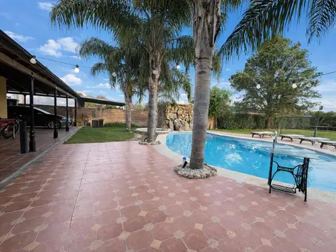 Casa en Venta, 4 Dormitorios, en Barrio La Florida, Zarate