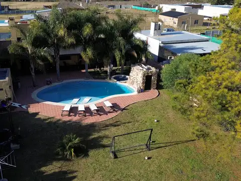 Casa en Venta, 4 Dormitorios, en Barrio La Florida, Zarate