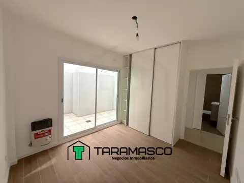 Depto Tipo Casa 2 ambientes con 1 baño