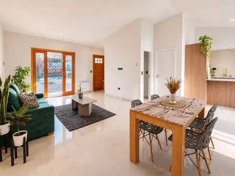 Depto Tipo Casa en Venta de 3 ambientes